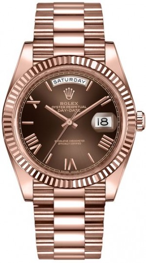 Rolex Day-Date 40 Men's Gold Watch 228235